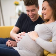 pregnant-couple-at-home