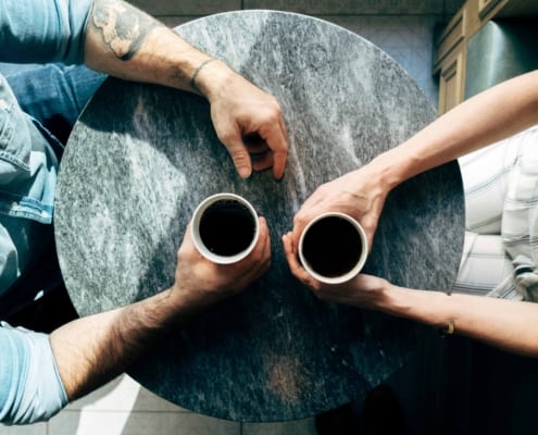 couple-at-coffee-shop