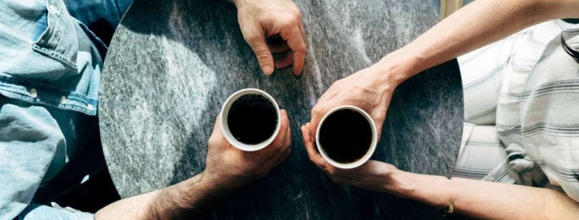 couple-at-coffee-shop